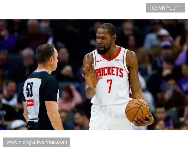 乌度卡称下半场防守出色让杜兰特在关键时刻获得宝贵休息时间